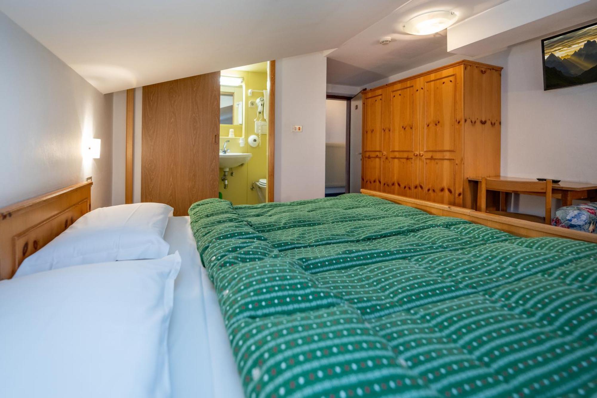 Hotel Mary Pozza di Fassa Extérieur photo