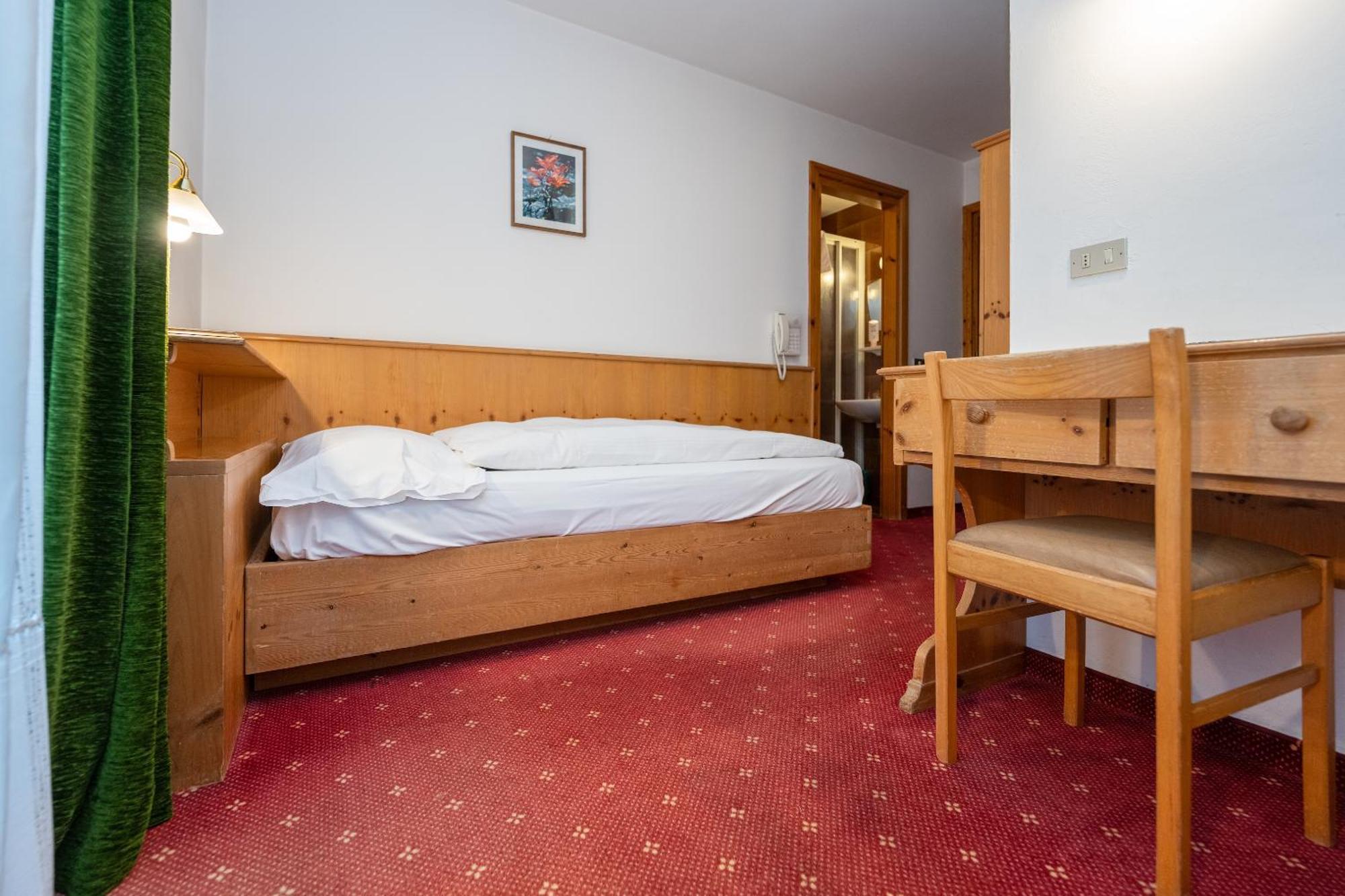 Hotel Mary Pozza di Fassa Extérieur photo